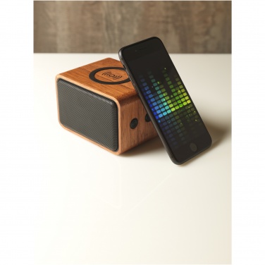 Logotrade Logogeschenke das Foto: Wooden 3W Lautsprecher mit kabellosem Lade-Pad