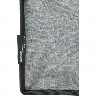 Logotrade Werbegeschenke das Foto: Reclaim GRS rPET Kühltasche für 4 Dosen 5L