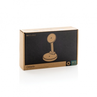 Logotrade Firmengeschenke das Foto: Ontario 2-in-1 15W magnetischer Ladeständer aus RCS rPlastik