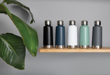 Logotrade Geschäftsgeschenke das Foto: Trend auslaufsichere Vakuum-Flasche