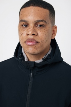 Logotrade Geschäftsgeschenke das Foto: Iqoniq Makalu Herren Softshelljacke aus recyceltem Polyester