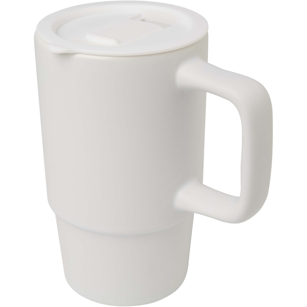 Logotrade Firmengeschenke das Foto: Carter 450 ml Keramiktasse mit Kunststoffdeckel