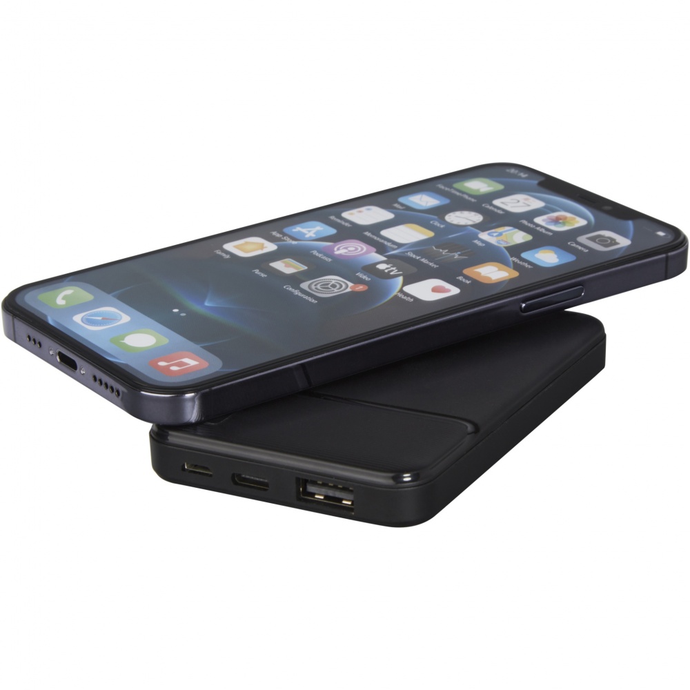Logo trade promotional merchandise image of: Loop 5000 mAh recycled plastic power bank
