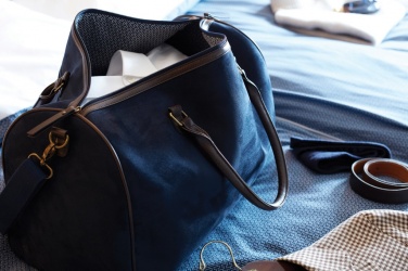 Logotrade corporate gifts photo of: VINGA Hunton Weekend Bag