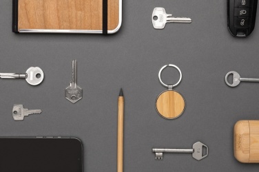 Logotrade business gifts photo of: RCS recycled zinc alloy round keychain with bamboo