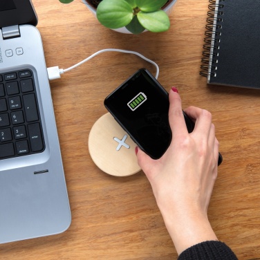 Logo trade promotional giveaway photo of: 5W wood wireless charger