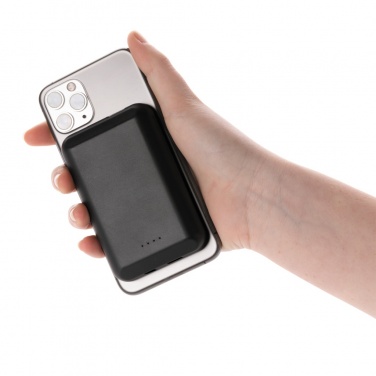 Logo trade advertising product photo of: Magnetic 5.000 mAh 5W wireless powerbank