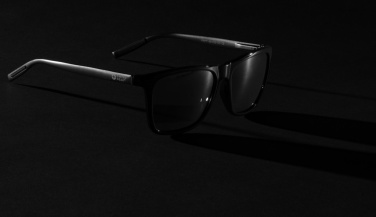 Logotrade promotional merchandise photo of: Swiss Peak RCS rplastic polarised sunglasses