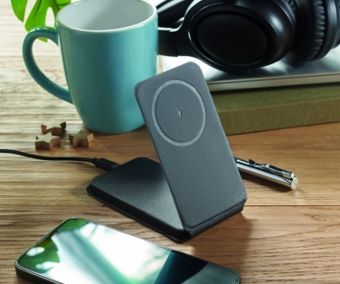 Logotrade advertising product image of: Foldable magnetic charger 15W