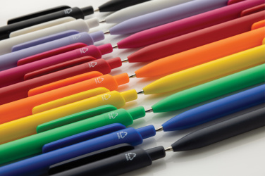 Logo trade corporate gift photo of: Bolt GRS certified R-ABS pen