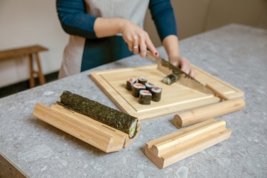 Logotrade ärikingid pilt: Ukiyo bambusest sushi valmistamise komplekt