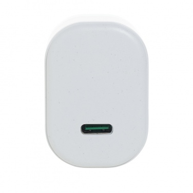Logotrade meene foto: Surge RCS taaskasutatud PET 20W tüüpi C 3 tk laadimiskomplekt