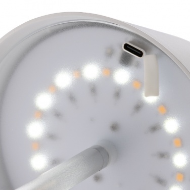 Logotrade ärikingi foto: Pure Glow RCS usb-taaslaetav taaskasutatud plastikust laualamp