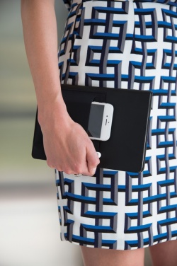 Logotrade reklaamtoote foto: A5 Deluxe nutikate taskutega märkmik