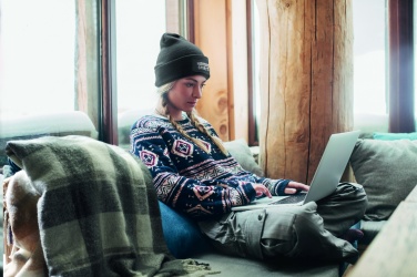 Logo trade ärikingi pilt: Unisex müts RPET polüester