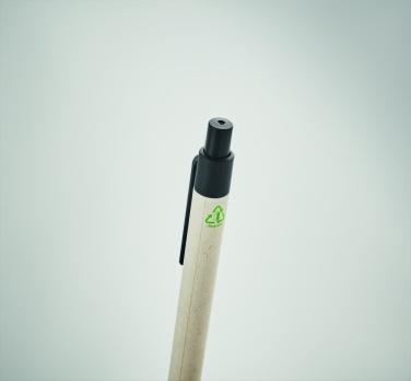 Logotrade reklaamkingituse foto: Piimakarbis paberist pastapliiats