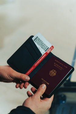 Logotrade reklaamkingituse foto: Trackmate passihoidja