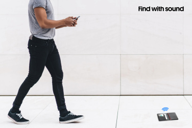 Logotrade meene foto: Trackmate passihoidja