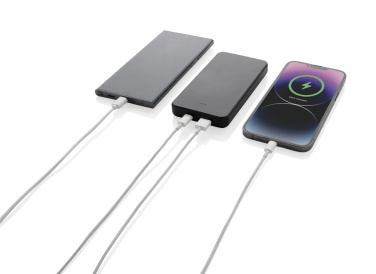 Logo trade firmakingid foto: Boostcore RCS taaskasutatud plastist akupank 10 000 mAh USB C