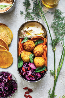 Logo trade ärikingi pilt: Black+Blum roostevabast terasest toidukarp