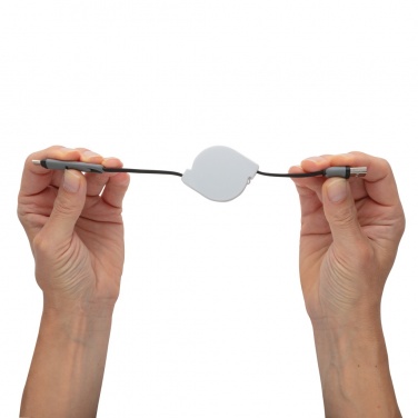 Logotrade mainostuotet kuva: Sisäänvedettävä 3-in-1-johto