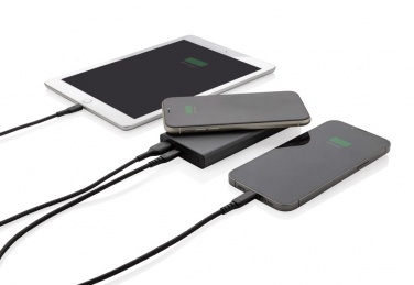 Logotrade liikelahja mainoslahja kuva: Terra RCS 18W alumiininen 10000 mAh varavirtalähde 10W