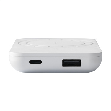 Logotrade liikelahja mainoslahja kuva: Force Magnetic RCS kierrätetty langaton Powerbank 5000