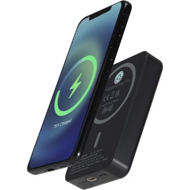 Logo trade mainostuote kuva: Acrab 10 000 mAh:n ja 15 W:n magneettinen langaton varavirtalähde, jossa 20 W:n PD – valmistettu kierrätetystä muovista