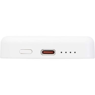 Logotrade dovana nuotrauka: „Acrab“ 5000 mAh 15 W magnetinė belaidė išorinė baterija su 20 W PD – pagaminta iš perdirbto plastiko