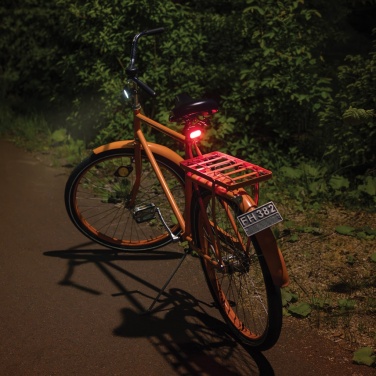 Logotrade korporatīvās dāvanas foto: Lumino RCS otrreizēji pārstrādāta plastmasas USB atkārtoti uzlādējams velosipēda lukturu komplekts
