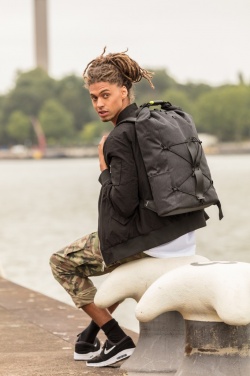 Logotrade biznesa dāvanas foto: Urban Lite pretaizdzīšanas mugursoma