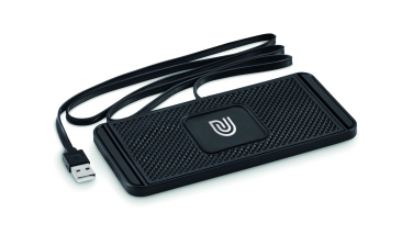 Лого трейд pекламные cувениры фото: Pad car wireless charger 15W