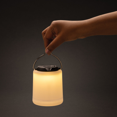 Логотрейд pекламные cувениры картинка: Переносная настольная лампа Limio RCS из переработанного пластика с возможностью подзарядки