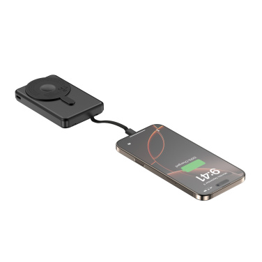 Logotrade profilprodukter bild: Urban Vitamin Delano 5in1 10.000mah 20WPD magnetisk powerban